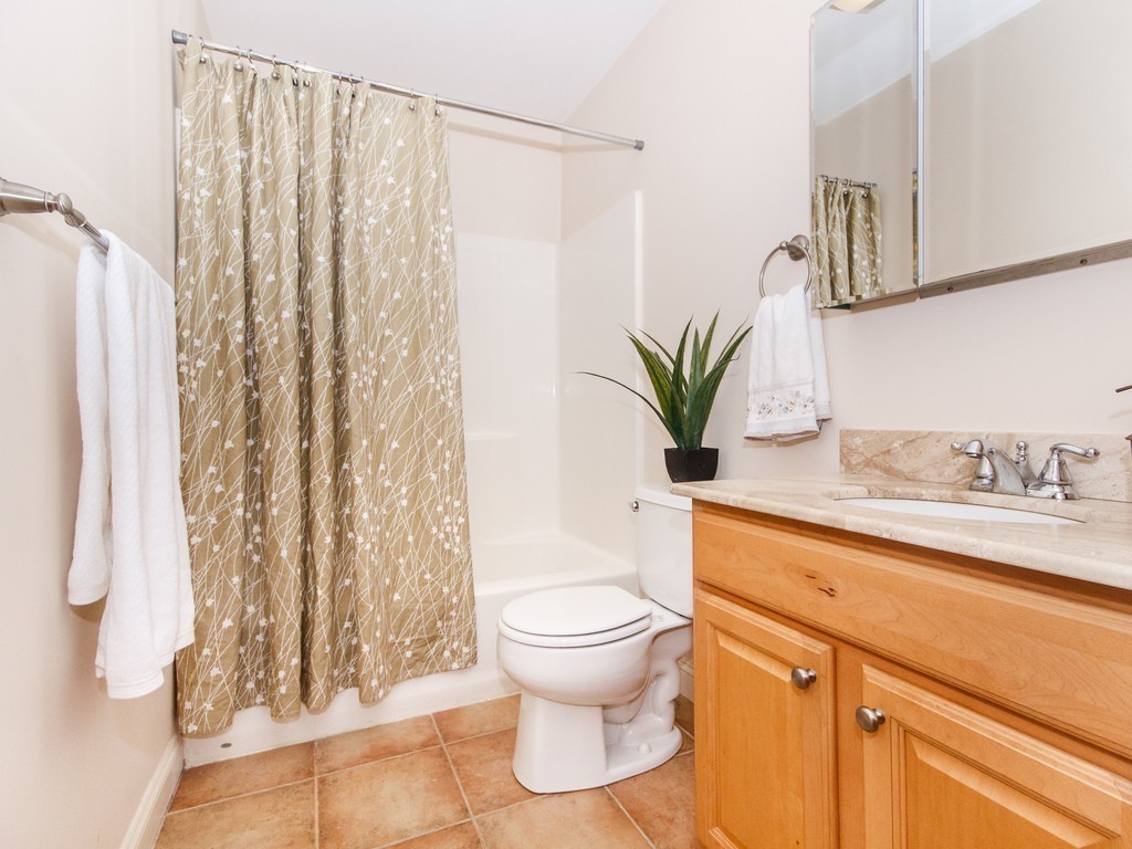 220 Grove Street, Unit 1 Waltham, MA 02453 - Photo 16 of 18