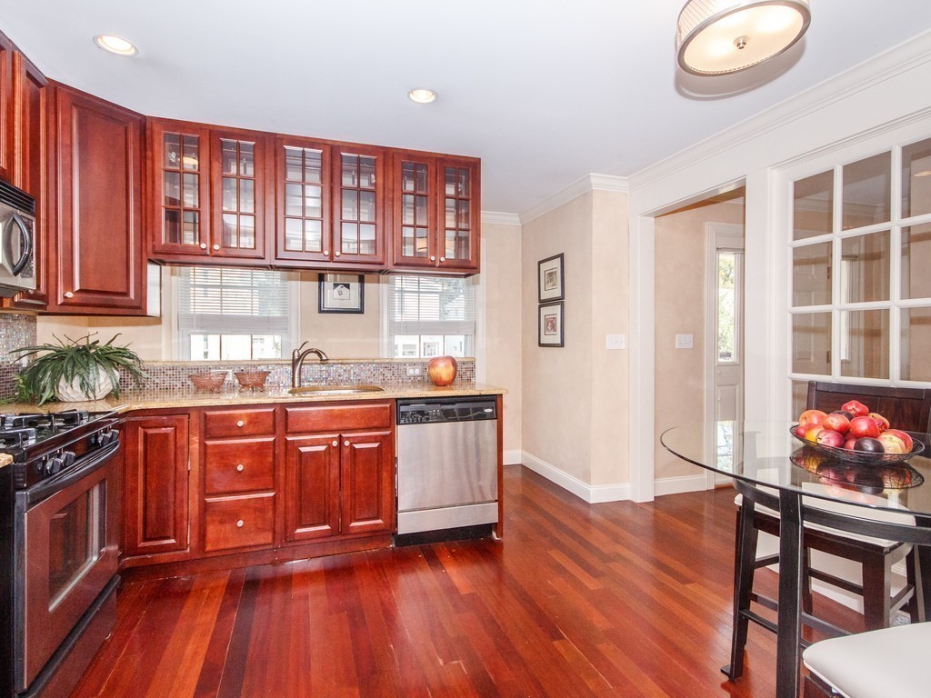 220 Grove Street, Unit 1 Waltham, MA 02453 - Photo 8 of 18