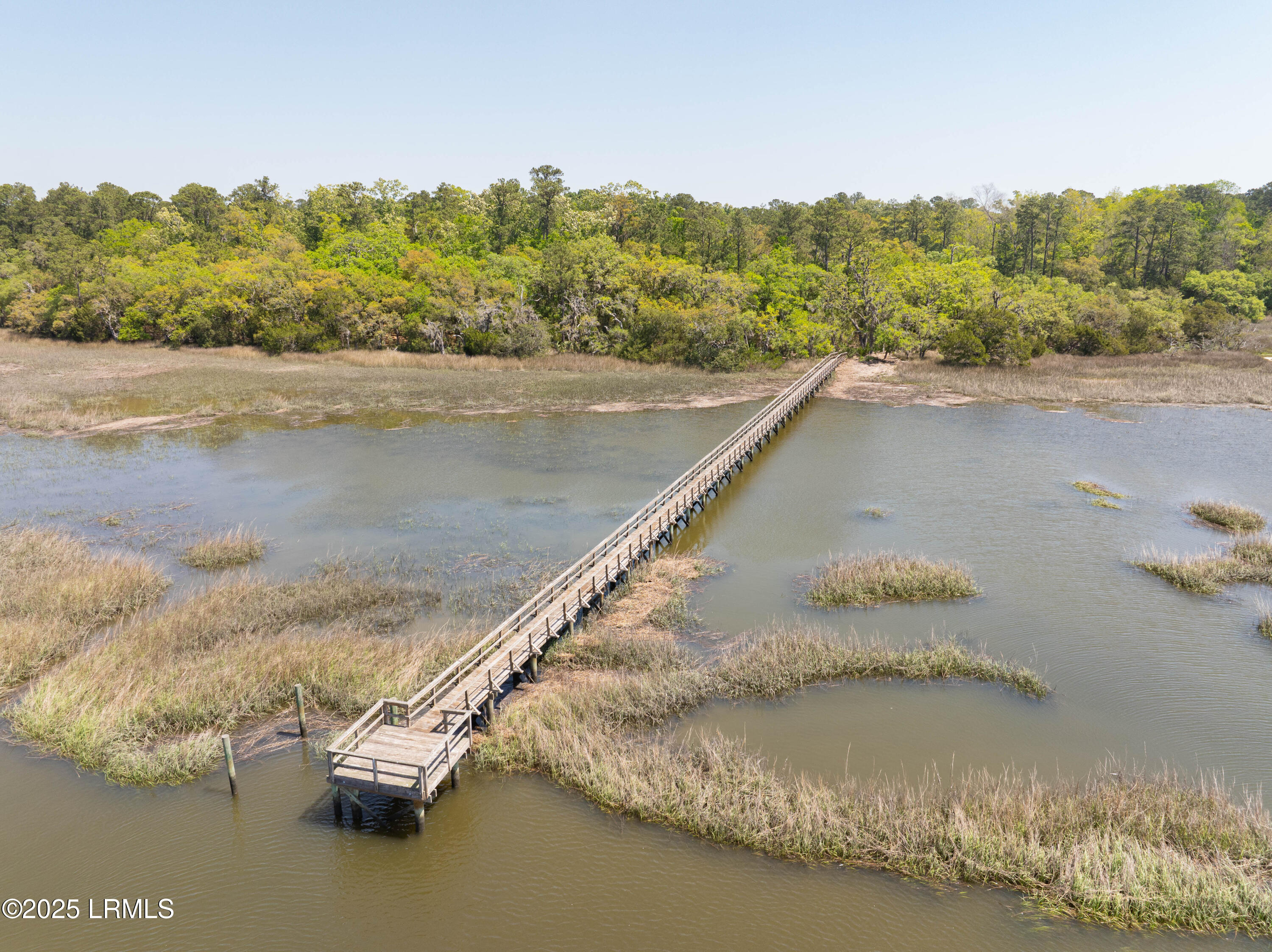 24 Sheldon Drive Seabrook, SC 29940 - Photo 9 of 49 24 Sheldon-18