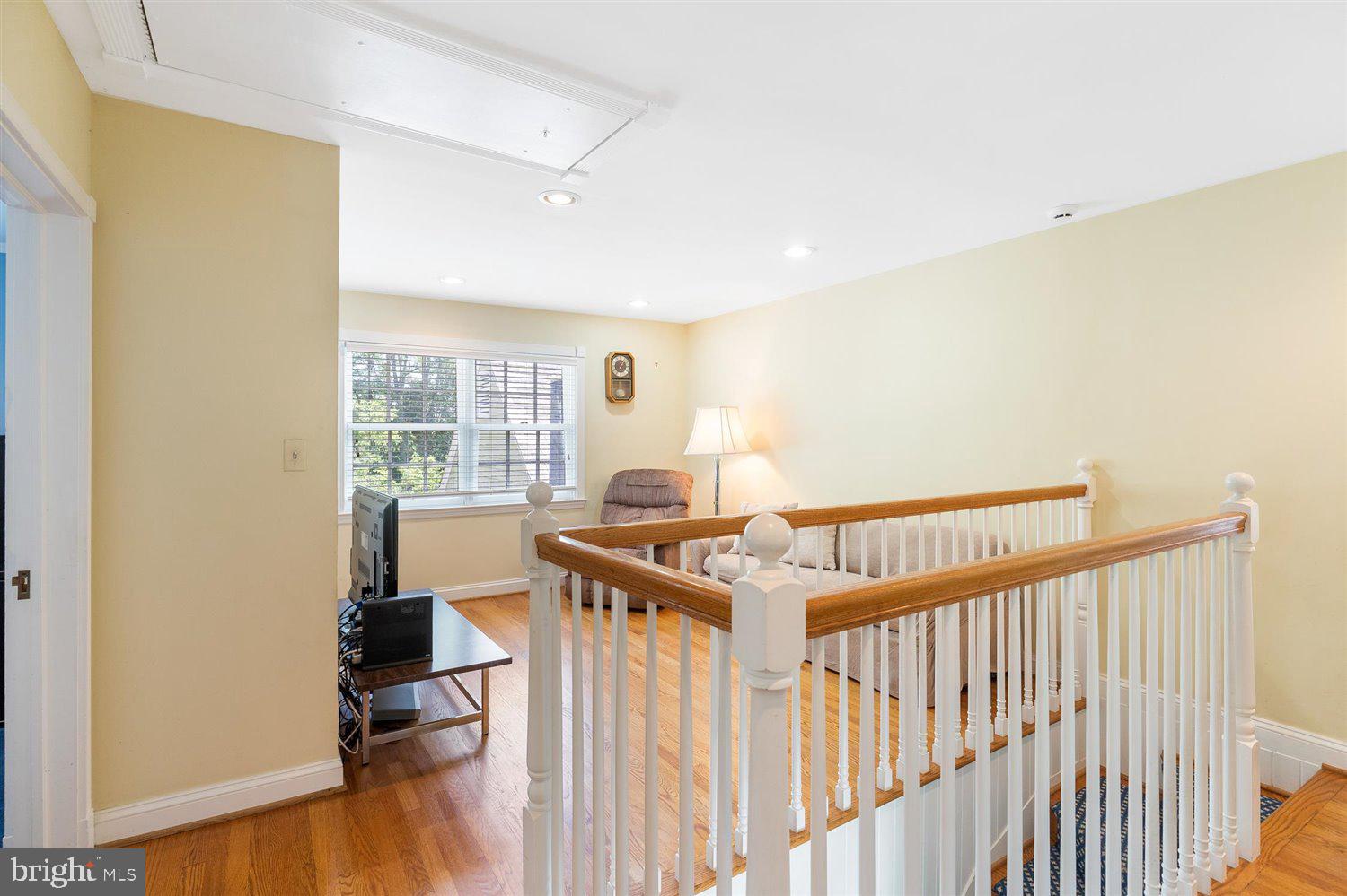 6415 Murray Hill Road Baltimore, MD 21212 - Photo 30 of 60 Sitting rm