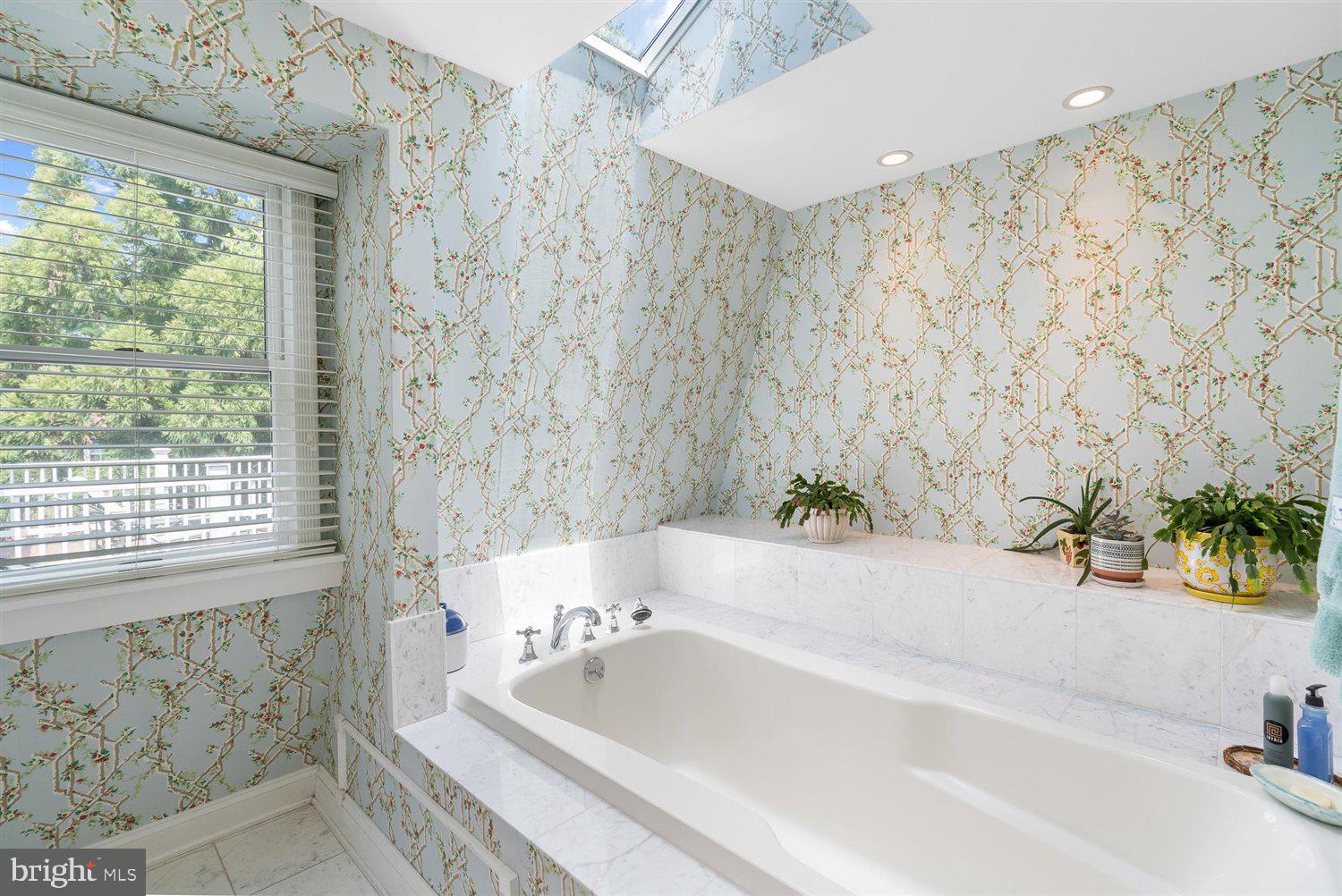 6415 Murray Hill Road Baltimore, MD 21212 - Photo 35 of 60 enjoy the view from soaking tub