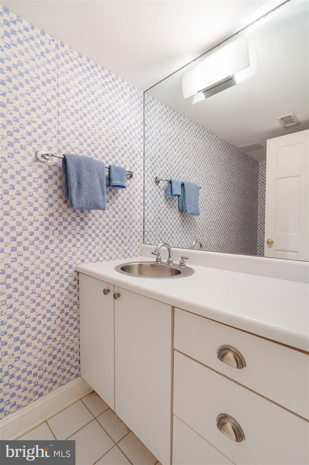 6415 Murray Hill Road Baltimore, MD 21212 - Photo 46 of 60 Lower level half bath