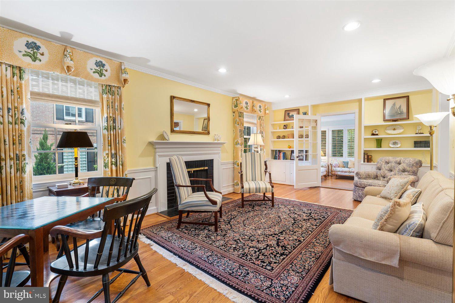 6415 Murray Hill Road Baltimore, MD 21212 - Photo 6 of 60 Recessed lights & built-in bookcases in Living Rm.