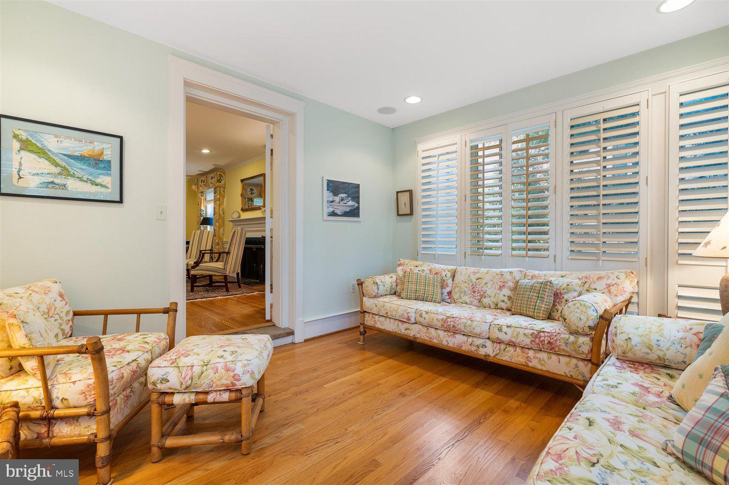 6415 Murray Hill Road Baltimore, MD 21212 - Photo 10 of 60 Sunroom w/interior shutters & recessed lights.