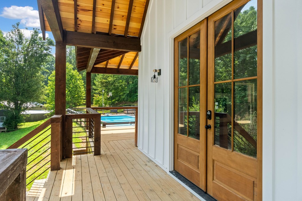 109 Lakeview Court Ellijay, GA 30540 - Photo 5 of 42 Front
