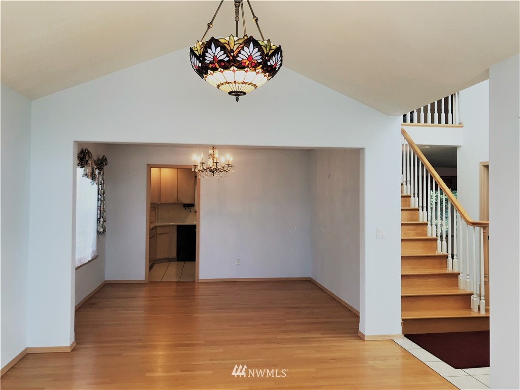 191 Flyaway Road Castle Rock, WA 98611 - Photo 4 of 25 Gallery Image 4