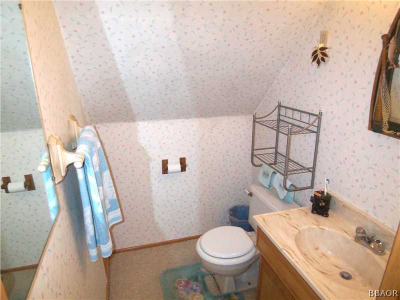 1288 Ridge Road Fawnskin, CA 92333 - Photo 11 of 12 Bathroom.