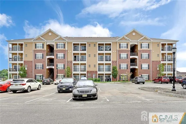 $449,000 | 446 Micali Way, South Plainfield, NJ 07080