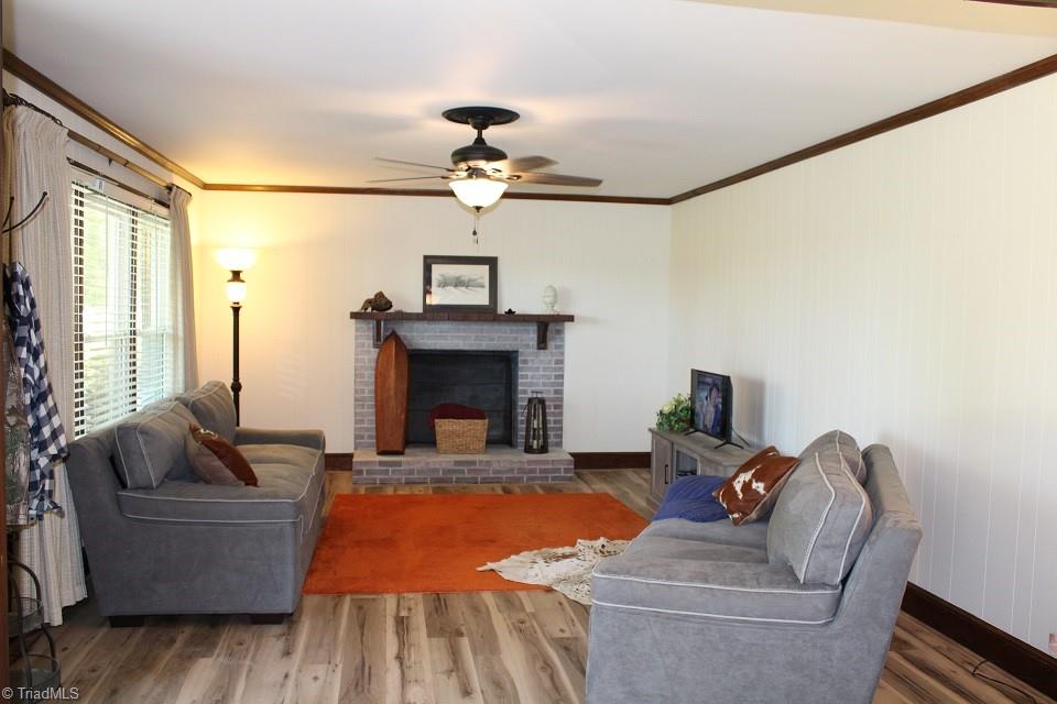 155 Parks Road Elkin, NC 28621 - Photo 7 of 29 Gallery Image 7