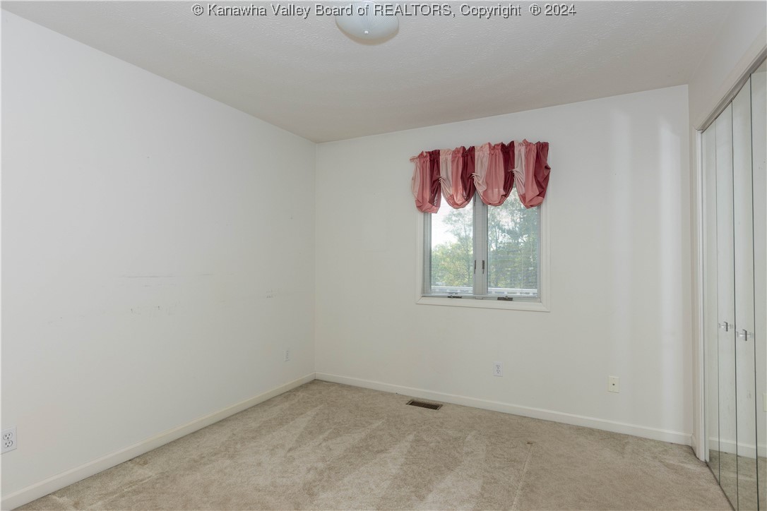 7516 Teays Valley Road Scott Depot, WV 25560 - Photo 14 of 41 Gallery Image 14