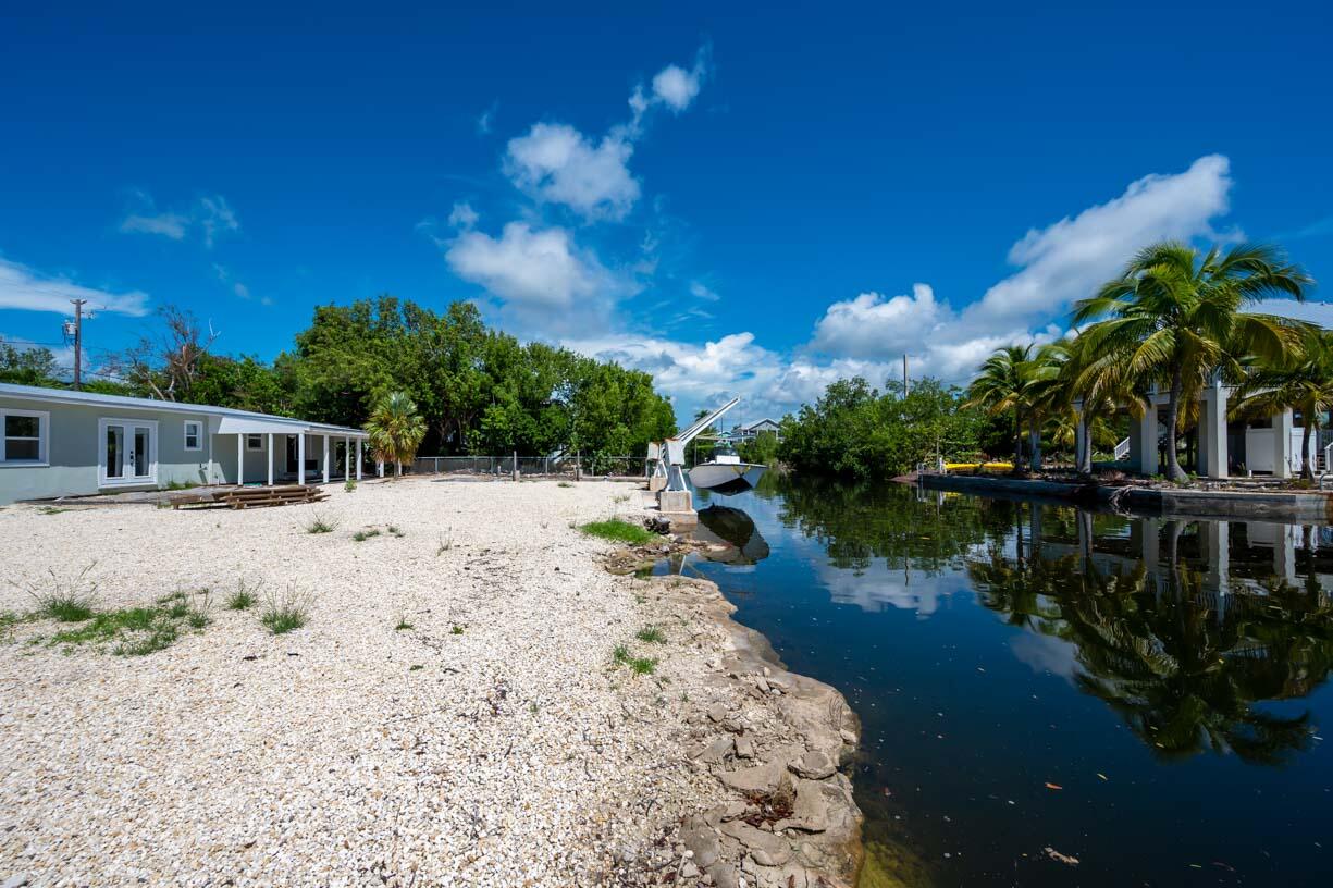 133 Indies Road Summerland Key, FL 33042 - Photo 19 of 30 Canal
