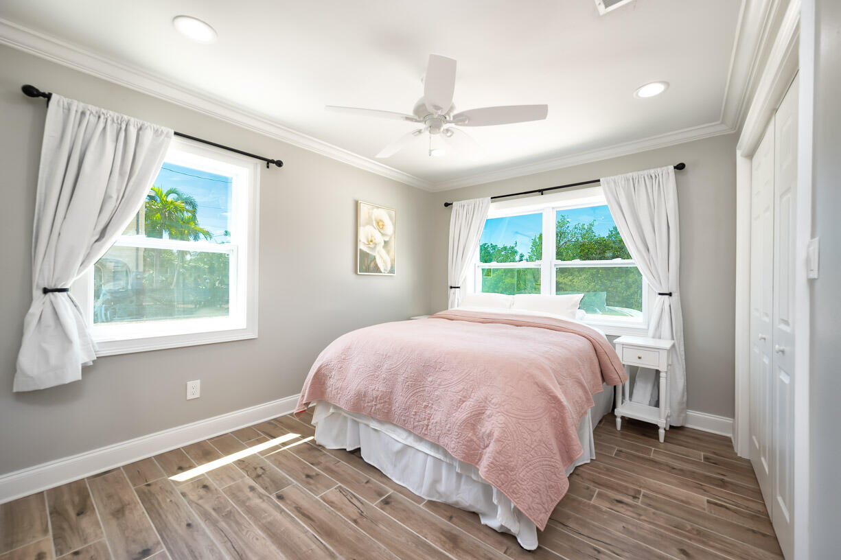 133 Indies Road Summerland Key, FL 33042 - Photo 10 of 30 Guest Bedroom
