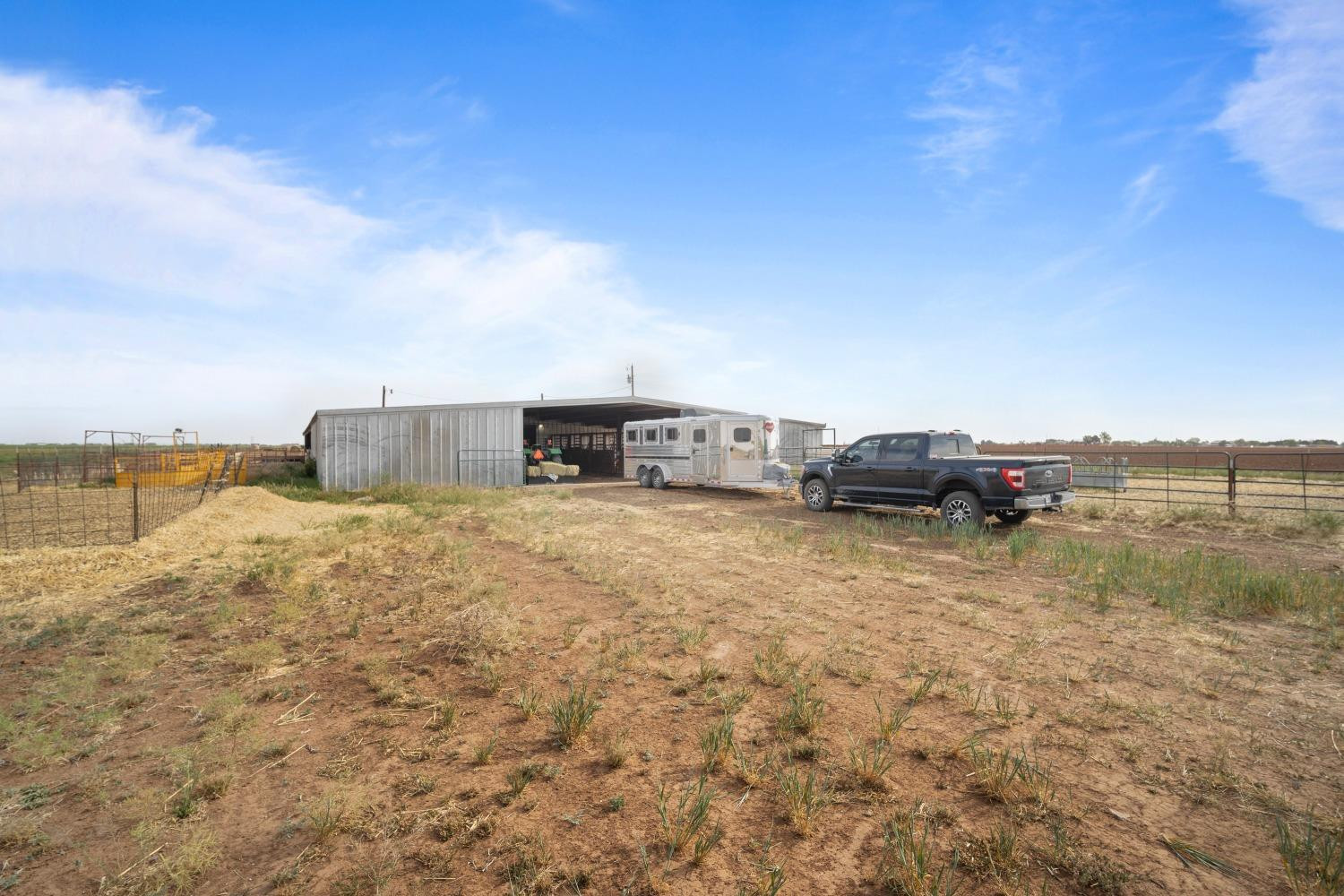 6487 East Fm 41 Ropesville, TX 79358 - Photo 28 of 33 a house view with a big yard