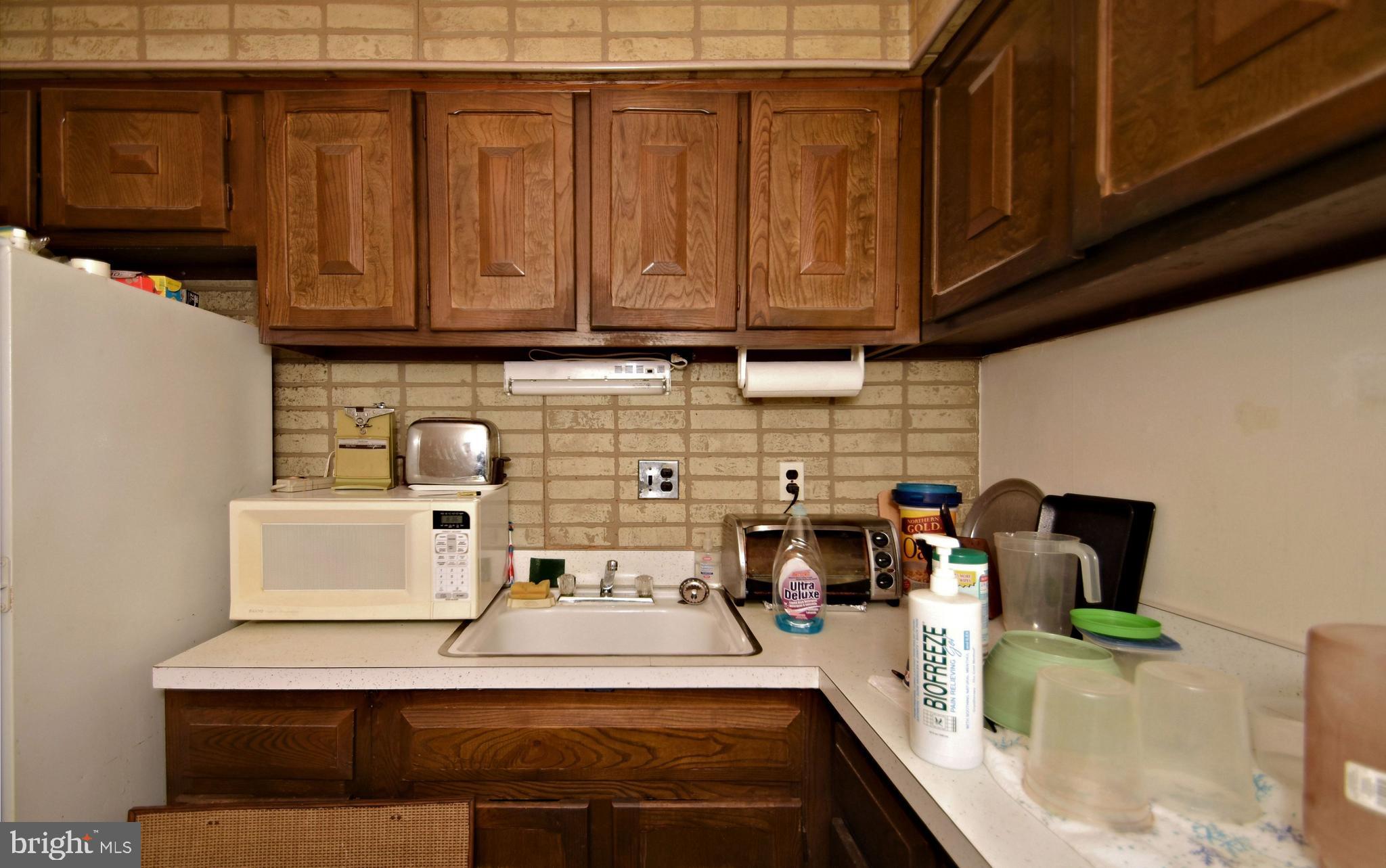 11930 Covert Road Philadelphia, PA 19154 - Photo 11 of 31 Gallery Image 11