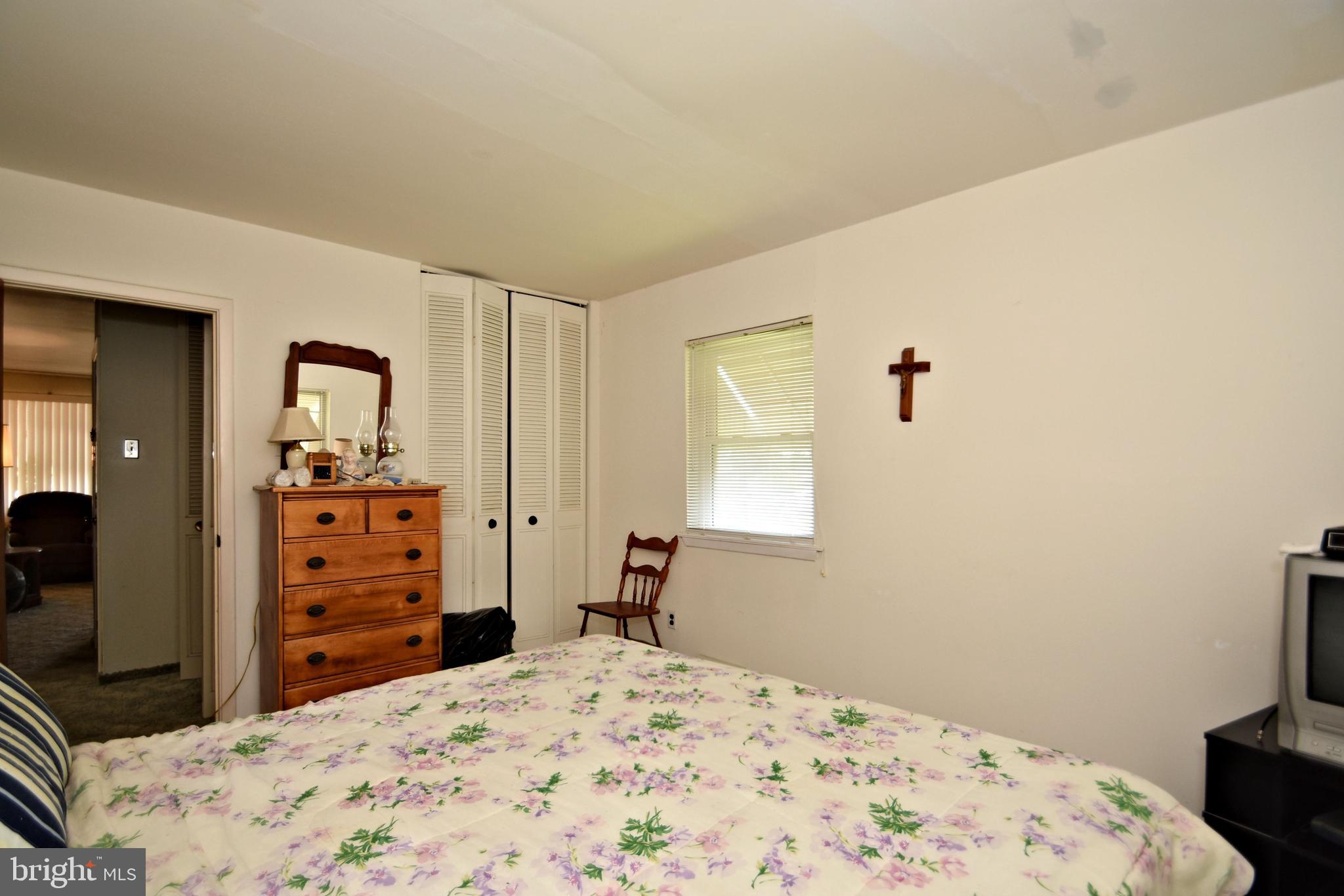 11930 Covert Road Philadelphia, PA 19154 - Photo 18 of 31 Gallery Image 18