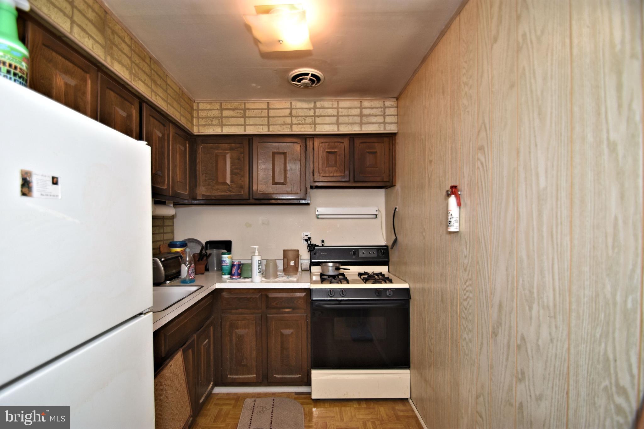 11930 Covert Road Philadelphia, PA 19154 - Photo 10 of 31 Gallery Image 10