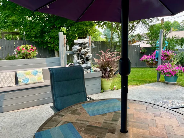 $183,000 | 327 South Hemlock Street, Evart, MI 49631