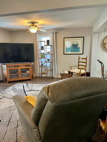 $183,000 | 327 South Hemlock Street, Evart, MI 49631