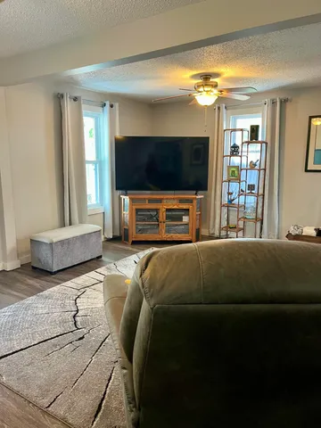 $183,000 | 327 South Hemlock Street, Evart, MI 49631