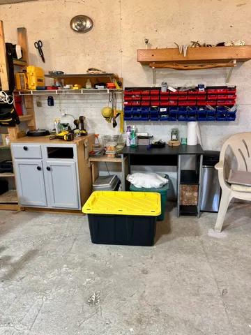 $183,000 | 327 South Hemlock Street, Evart, MI 49631