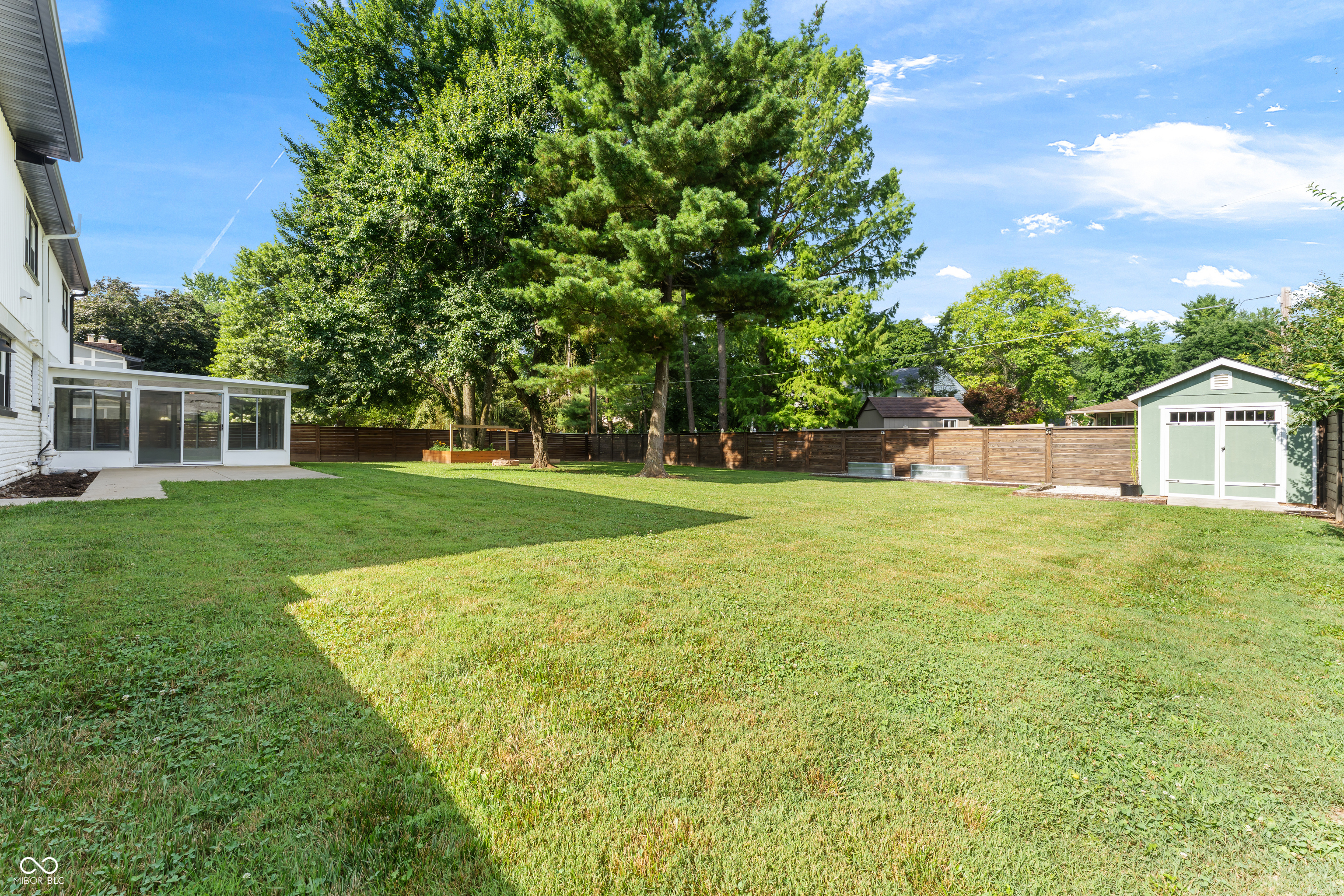 4382 River Road Columbus, IN 47203 - Photo 9 of 61