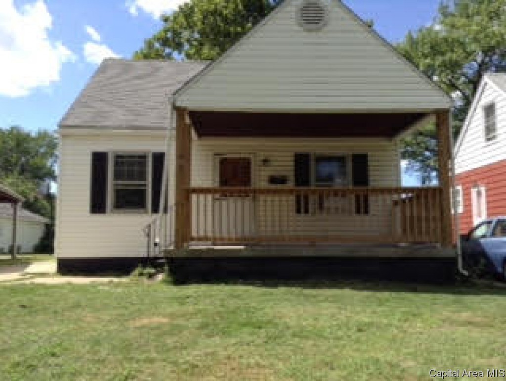 1933 North 22nd Street Springfield, IL 62702 - Photo 1 of 30