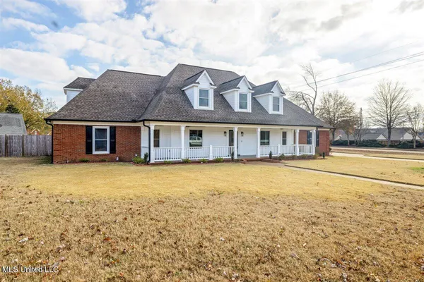 $510,000 | 990 Eagle Ridge Cove, Hernando, MS 38632