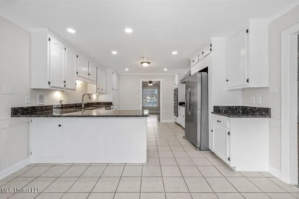 $569,999 | 990 Eagle Ridge Cove, Hernando, MS 38632