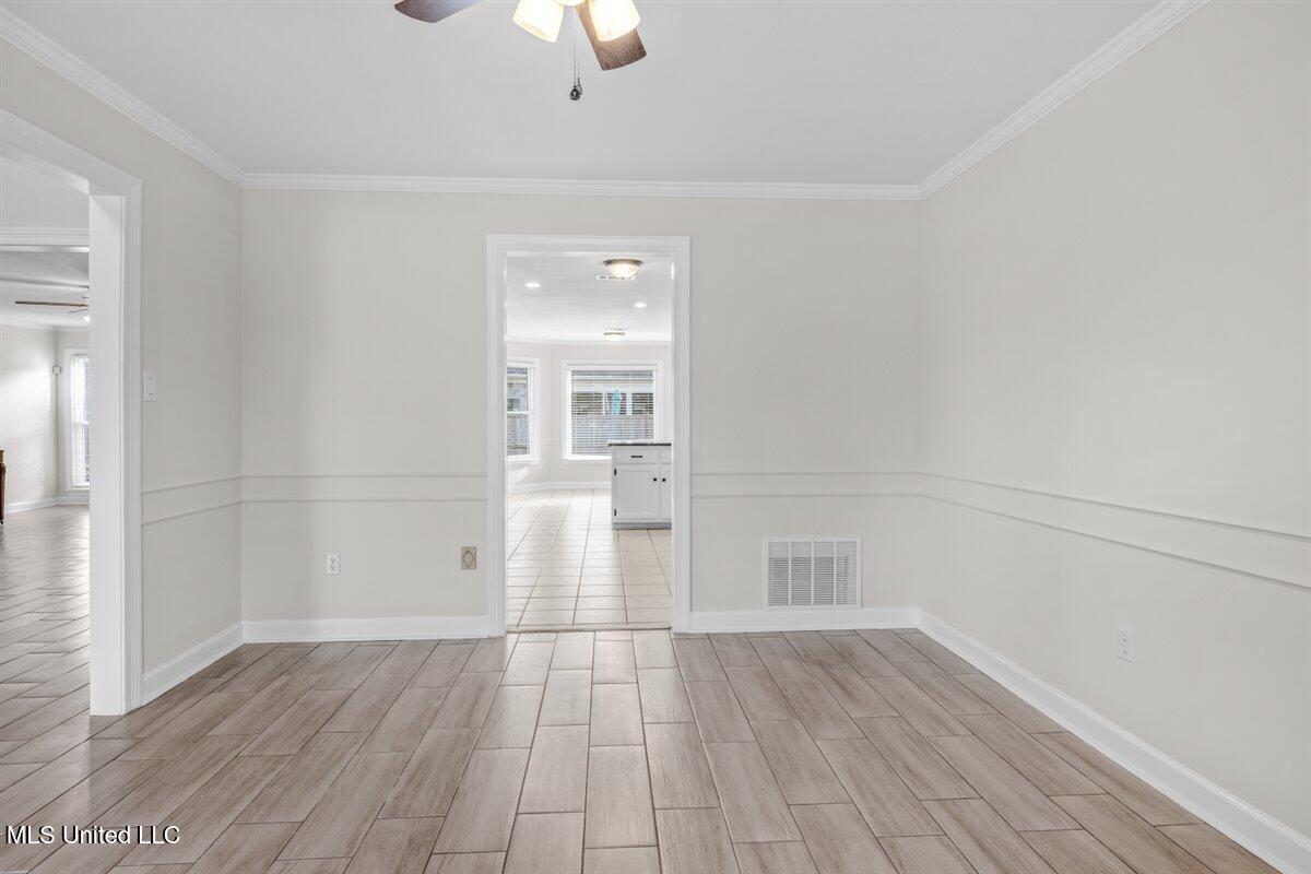 990 Eagle Ridge Cove Hernando, MS 38632 - Photo 33 of 61 10-Dining Room