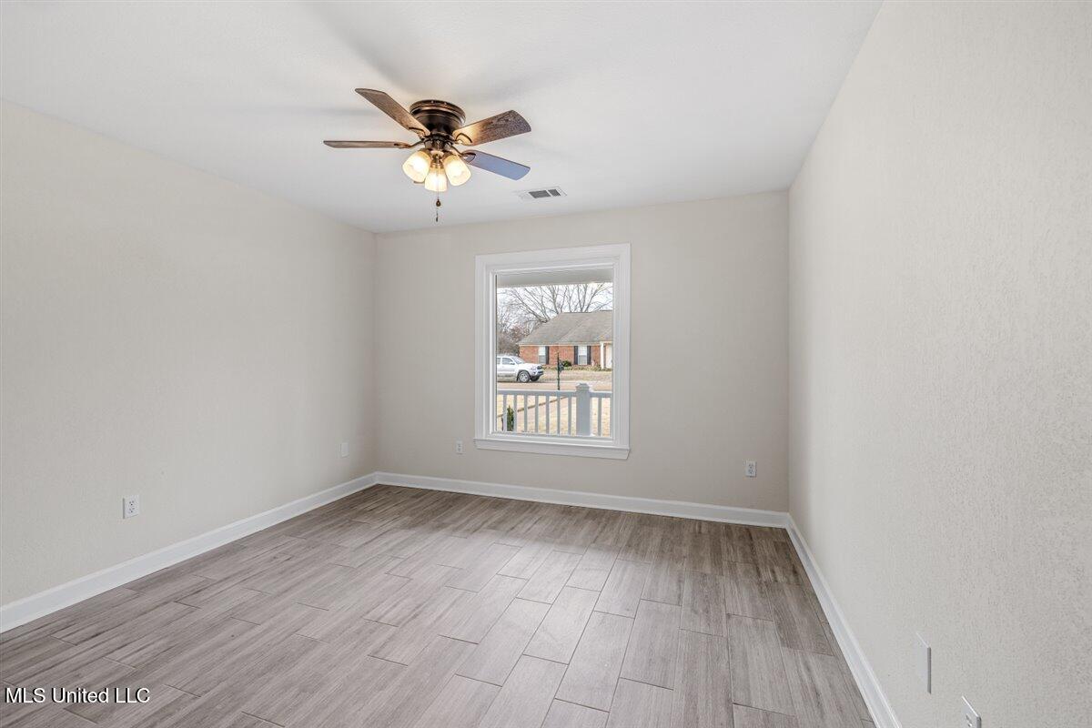 990 Eagle Ridge Cove Hernando, MS 38632 - Photo 34 of 61 28-Bedroom 2