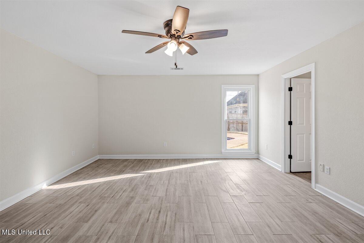 990 Eagle Ridge Cove Hernando, MS 38632 - Photo 45 of 61 33-Primary Bedroom