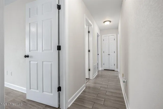 $570,000 | 990 Eagle Ridge Cove, Hernando, MS 38632