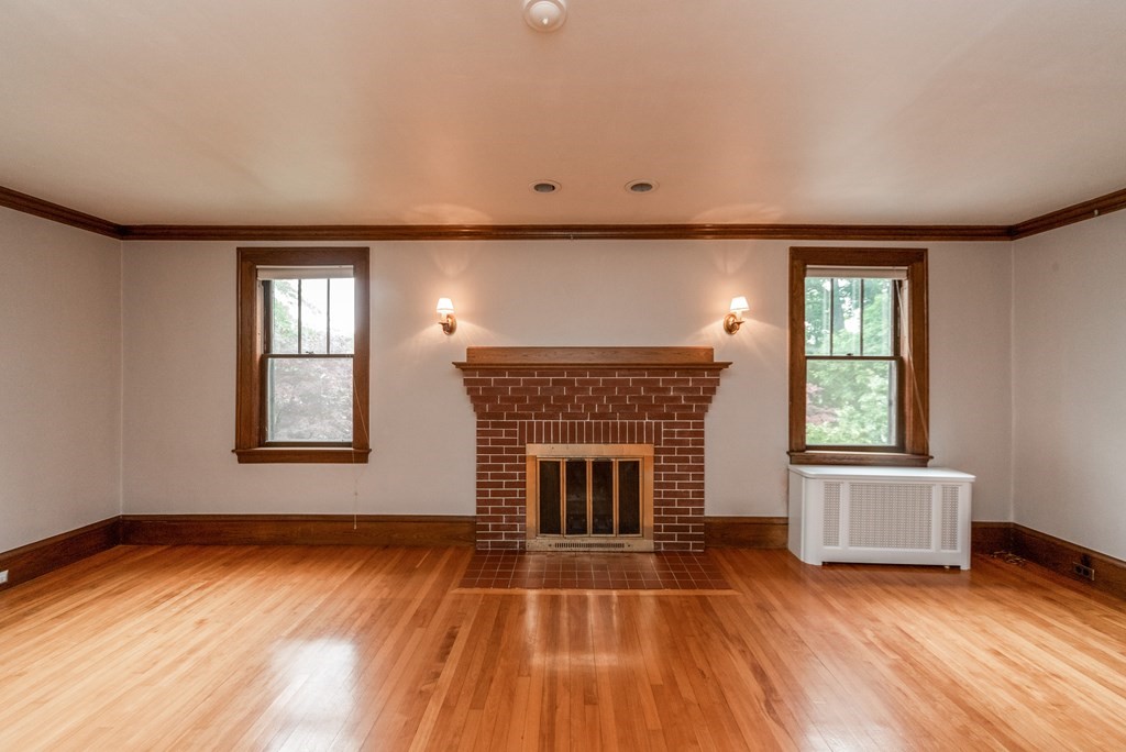 74 Commodore Road Worcester, MA 01602 - Photo 11 of 35 Gallery Image 11