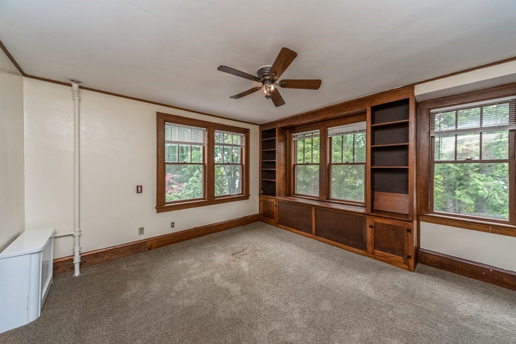 74 Commodore Road Worcester, MA 01602 - Photo 15 of 35 Gallery Image 15