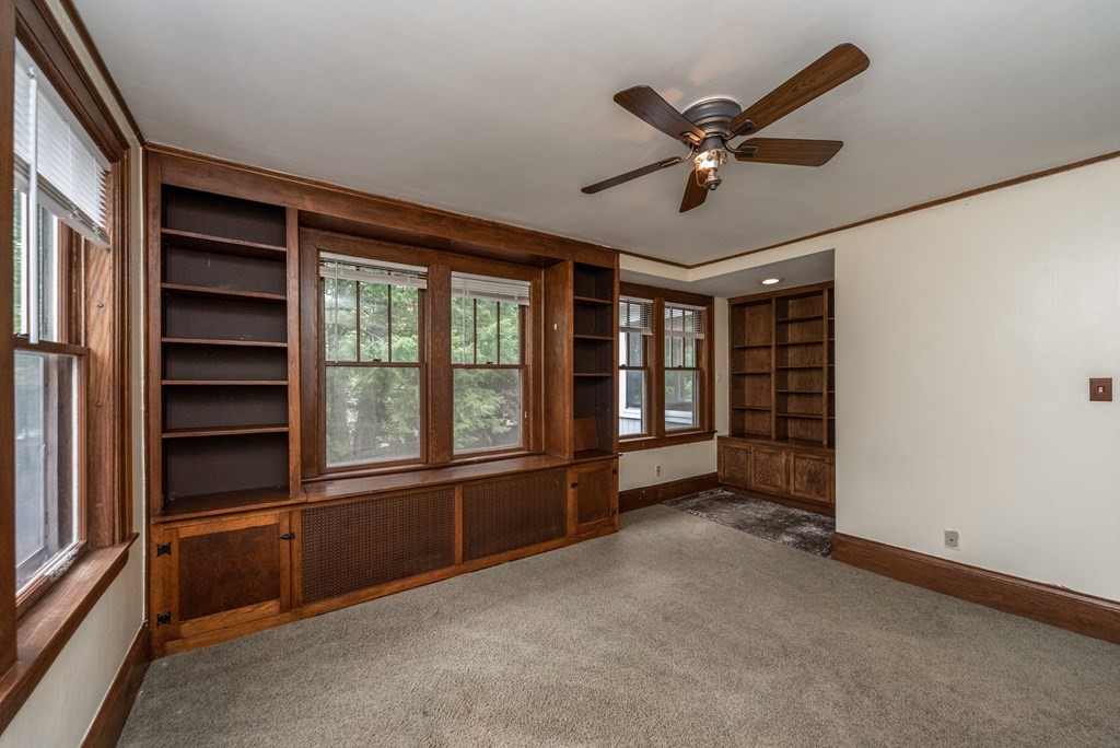 74 Commodore Road Worcester, MA 01602 - Photo 16 of 35 Gallery Image 16