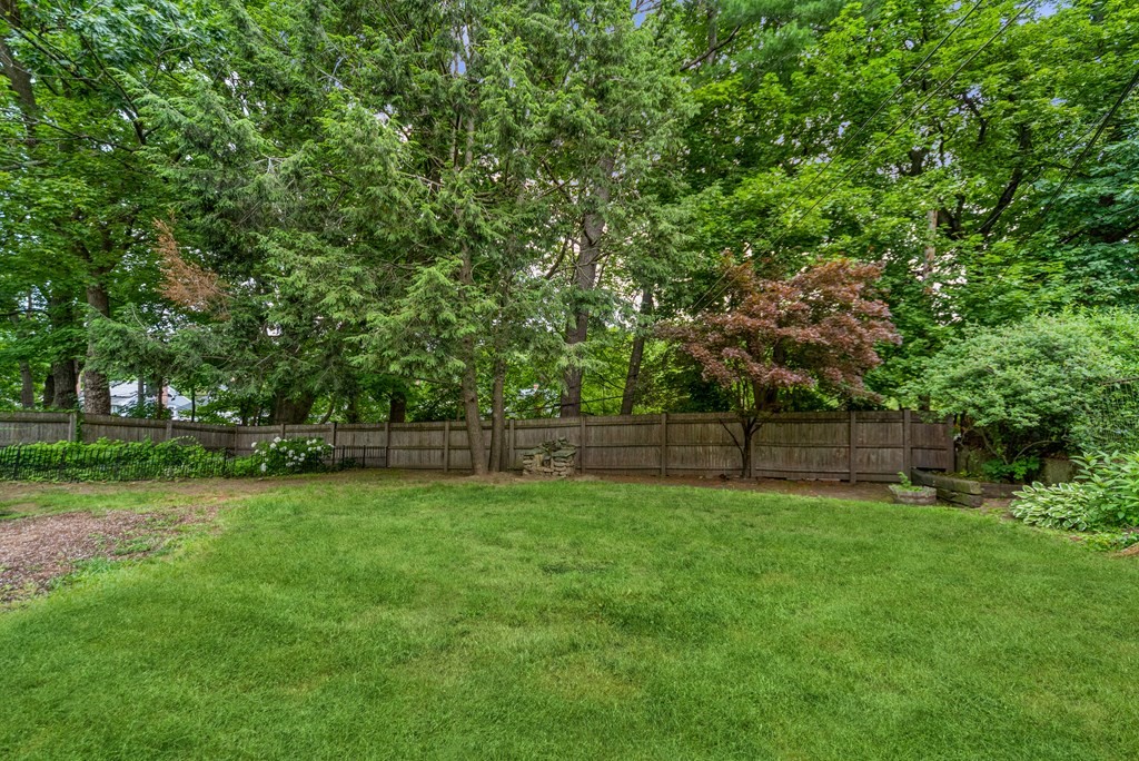 74 Commodore Road Worcester, MA 01602 - Photo 35 of 35 Gallery Image 35