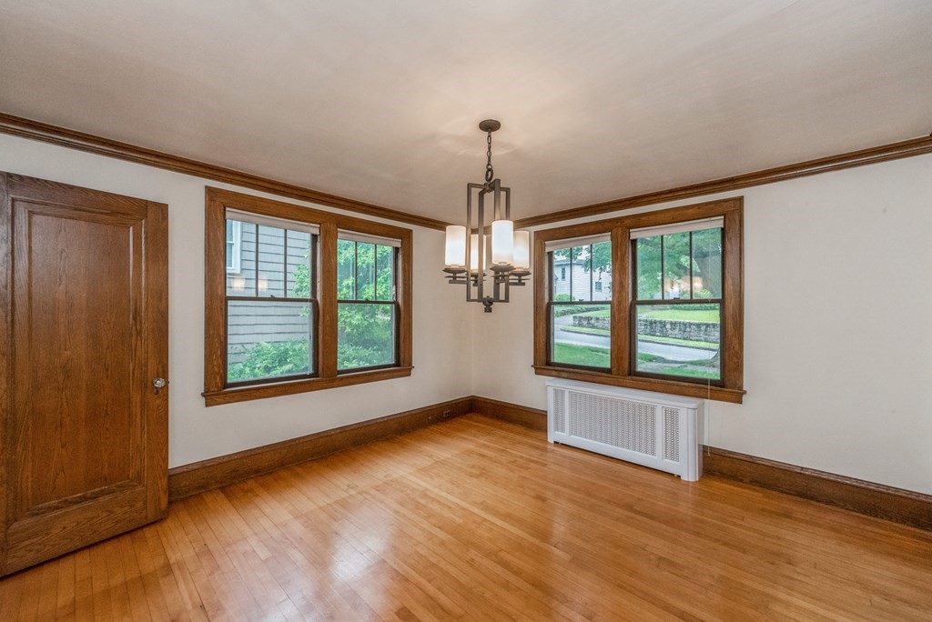 74 Commodore Road Worcester, MA 01602 - Photo 8 of 35 Gallery Image 8