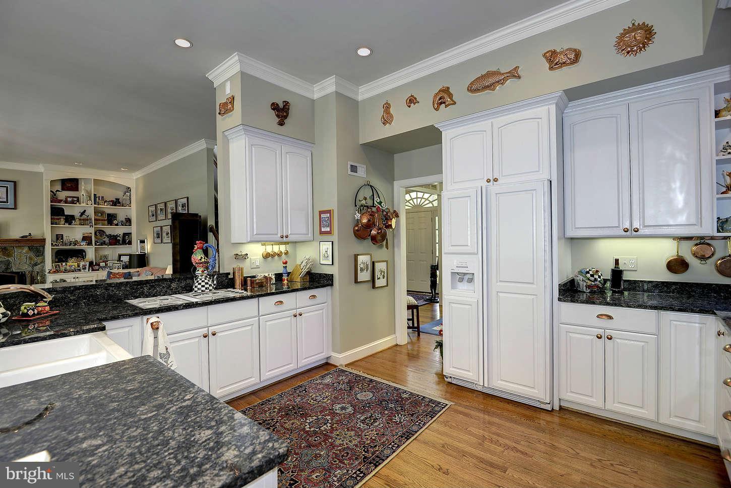 6009 Chapman Road Lorton, VA 22079 - Photo 16 of 30 Kitchen Open to Family Rm