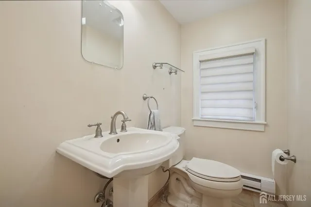 $999,999 | 12 Edgewood Road, Edison, NJ 08820