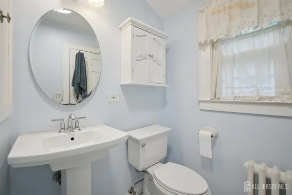 $999,999 | 12 Edgewood Road, Edison, NJ 08820