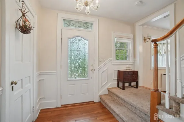 $999,999 | 12 Edgewood Road, Edison, NJ 08820