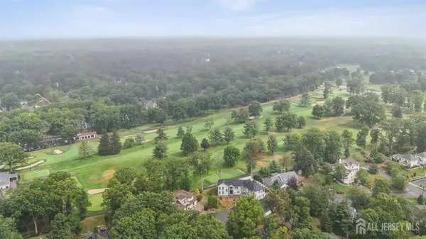 $999,999 | 12 Edgewood Road, Edison, NJ 08820