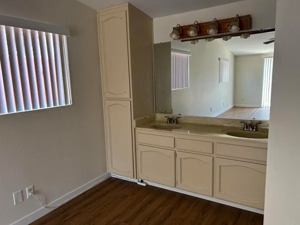 $3,950 | 8621 Willow Terrace, Santee, CA 92071