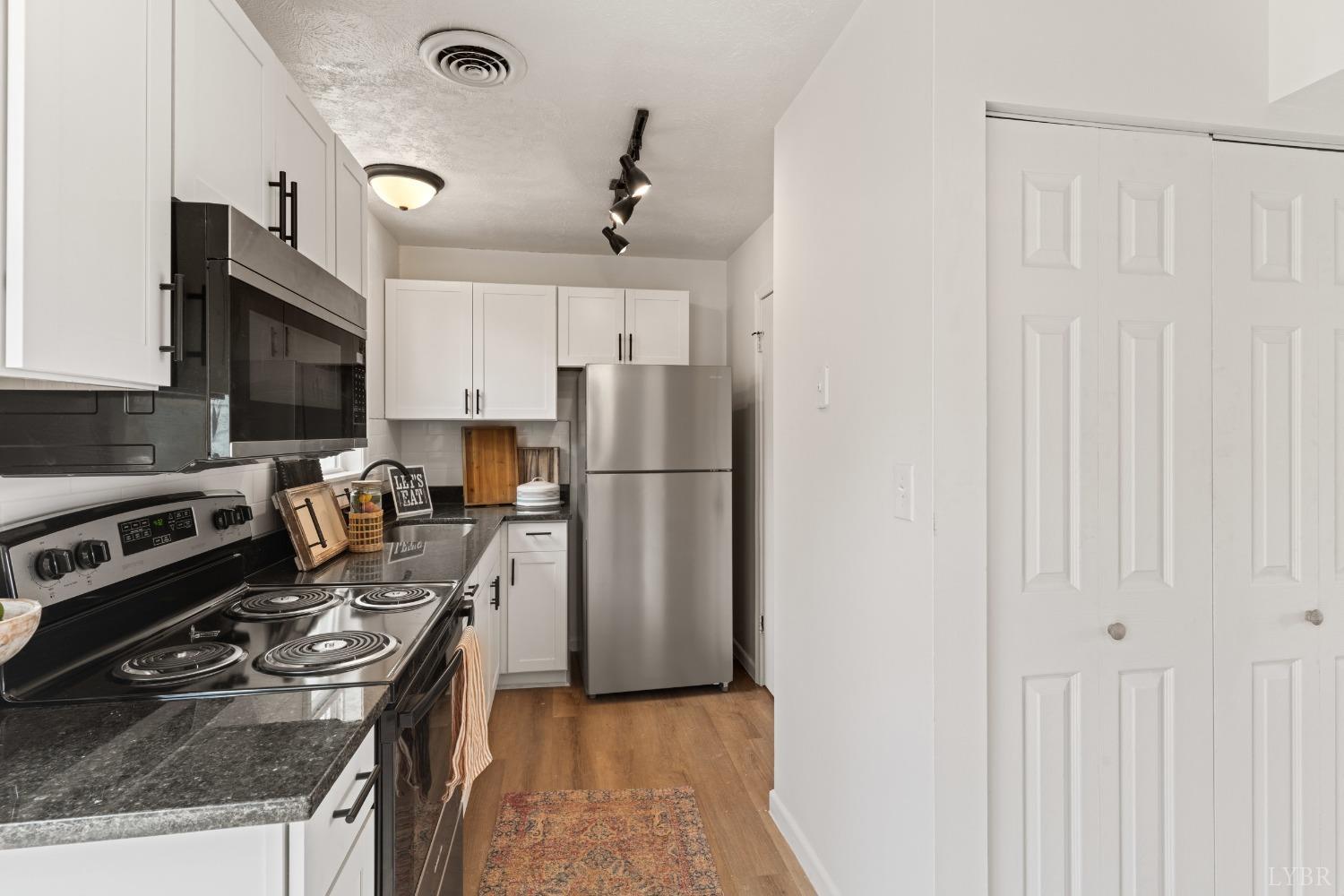 186 Dulwich Drive Amherst, VA 24521 - Photo 8 of 21