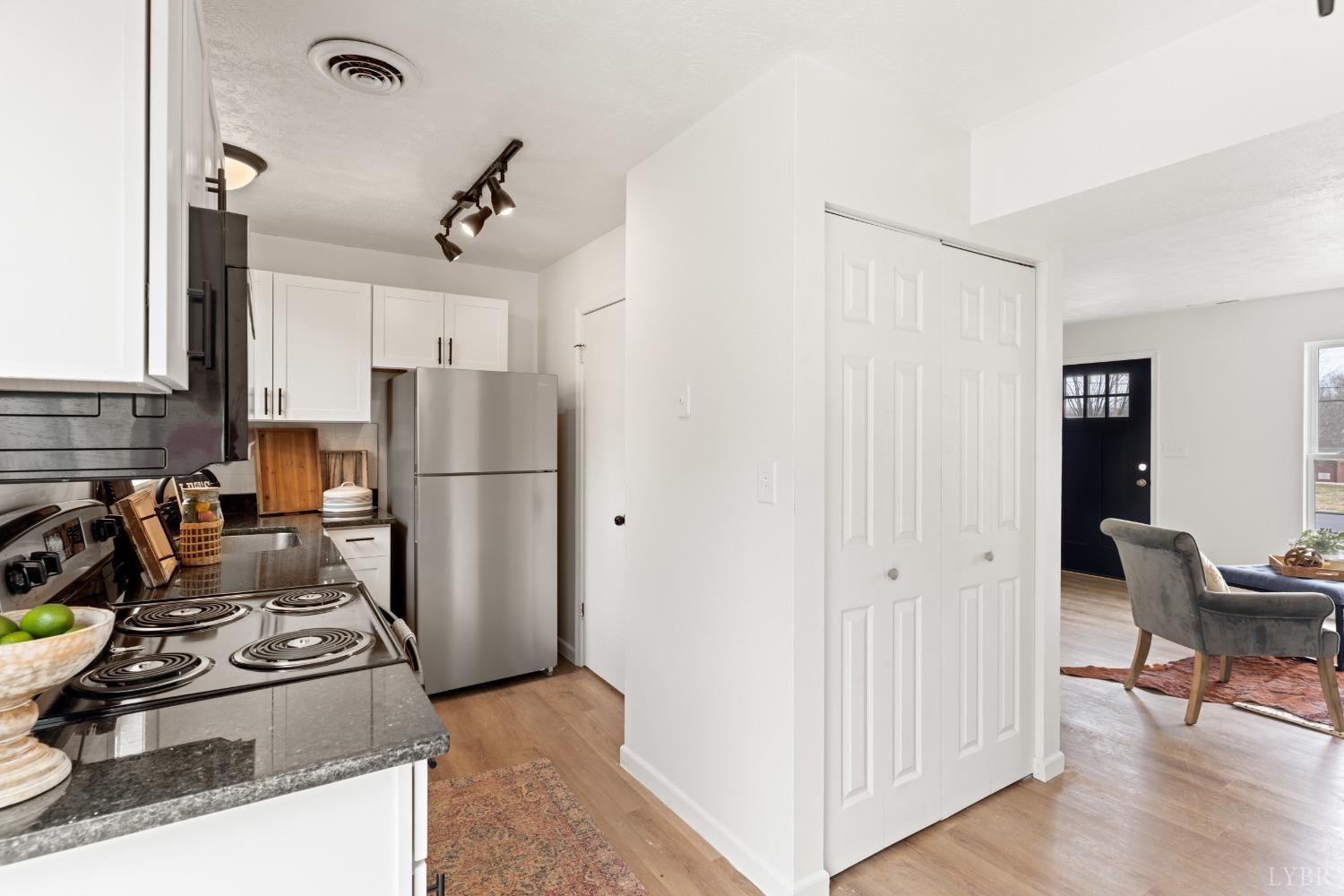 186 Dulwich Drive Amherst, VA 24521 - Photo 9 of 21