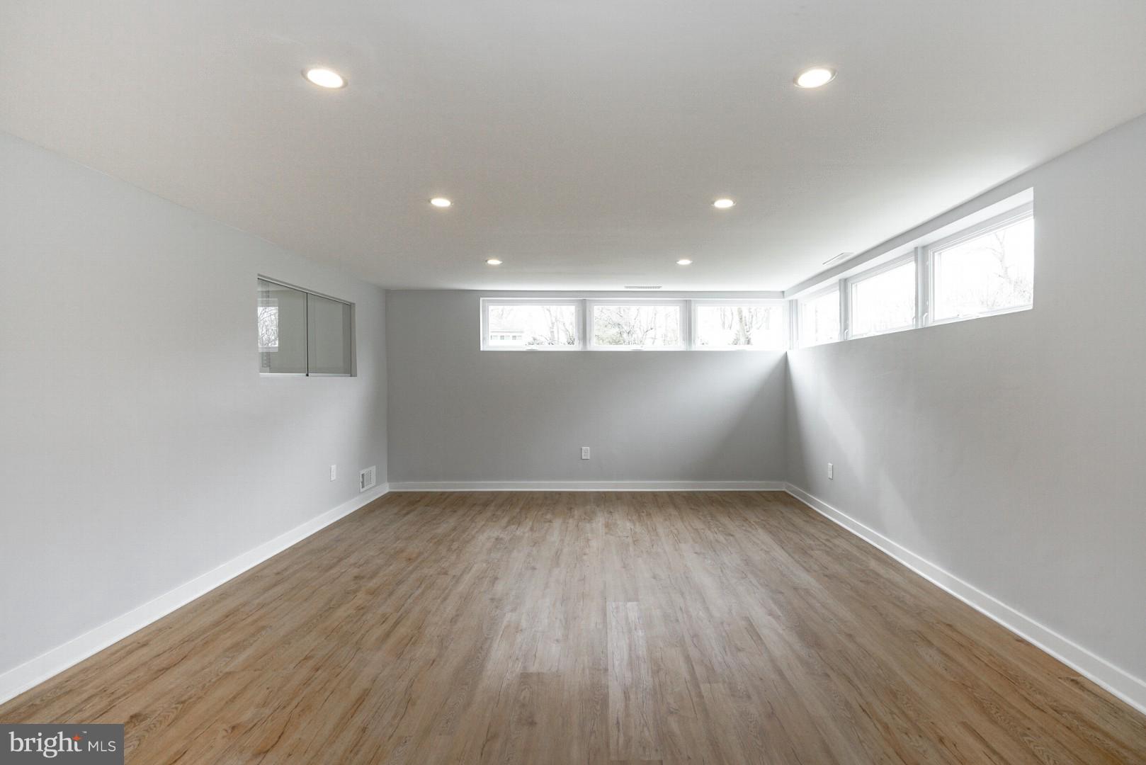 8101 Cobden Road Glenside, PA 19038 - Photo 17 of 22 Gallery Image 17