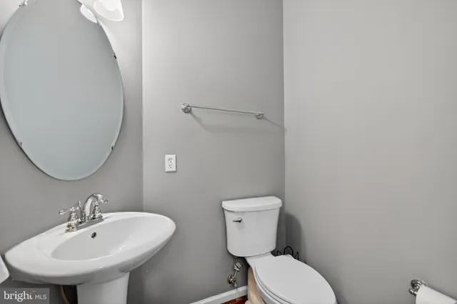 $869,900 | 444 Clayhall Street, Gaithersburg, MD 20878