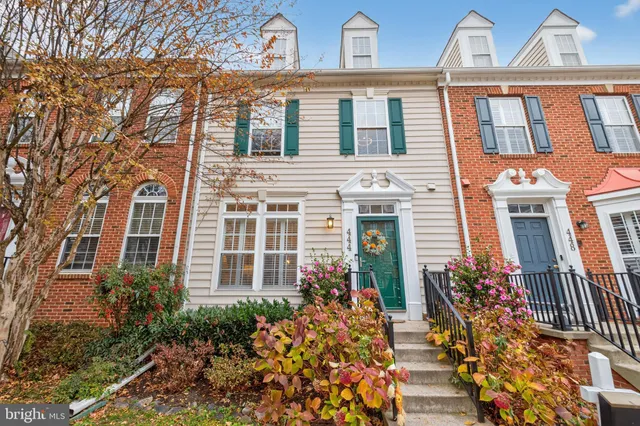 $869,900 | 444 Clayhall Street, Gaithersburg, MD 20878