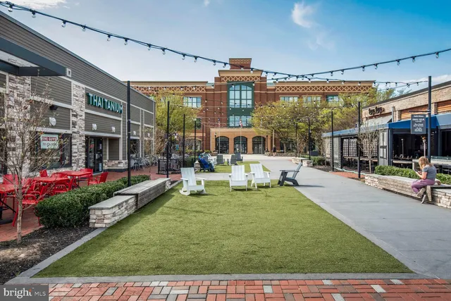 $869,900 | 444 Clayhall Street, Gaithersburg, MD 20878