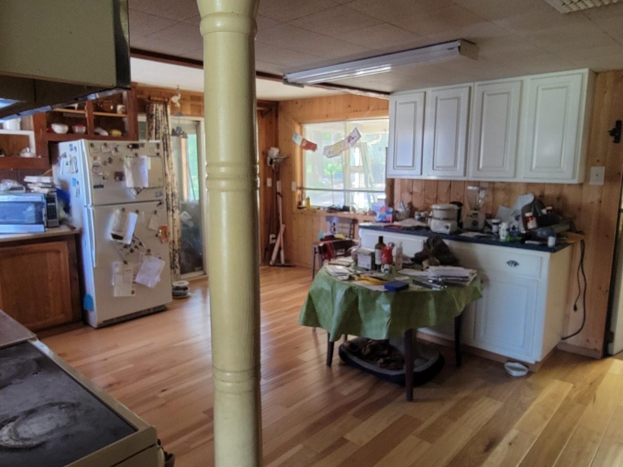1611 Timberridge Road Grants Pass, OR 97527 - Photo 11 of 12 1611 kitchen